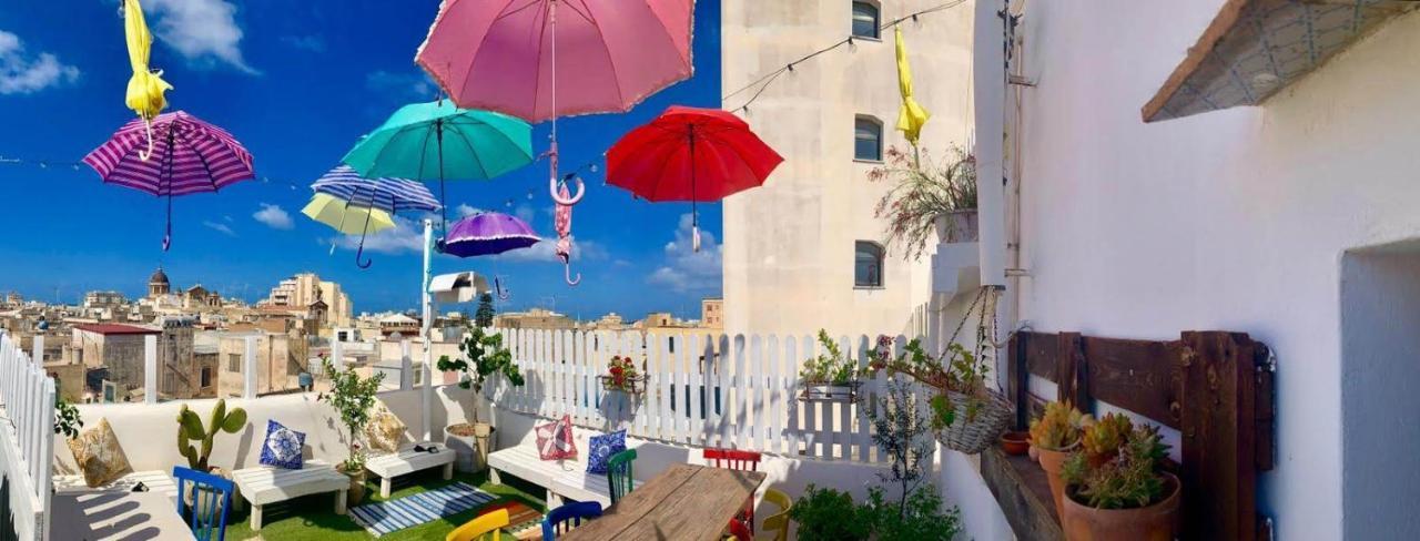 Due Passi Dal Centro Panzió Marsala Kültér fotó